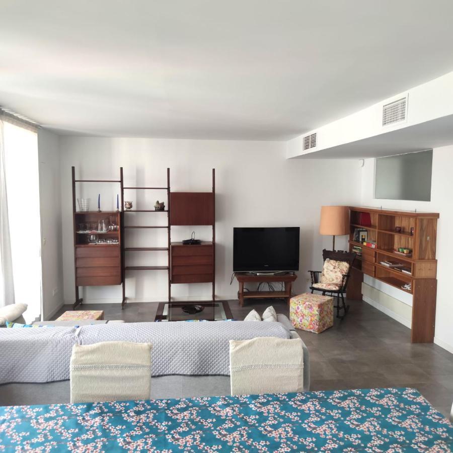 Apartment Close To The Beach With Free Parking Badalona Exterior photo